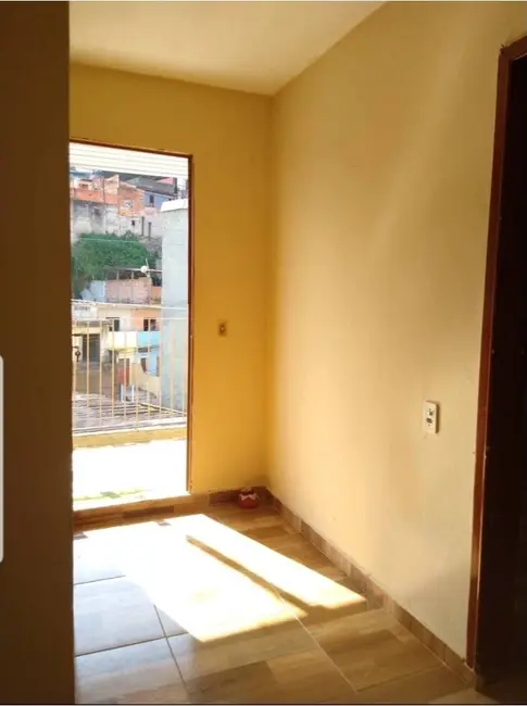 Casa com 3 quartos à venda, 150m2 em Guacuri, São Paulo - SP - imagem 2 Foto 2 de Casa com 3 quartos à venda, 150m2 em Guacuri, São Paulo - SP