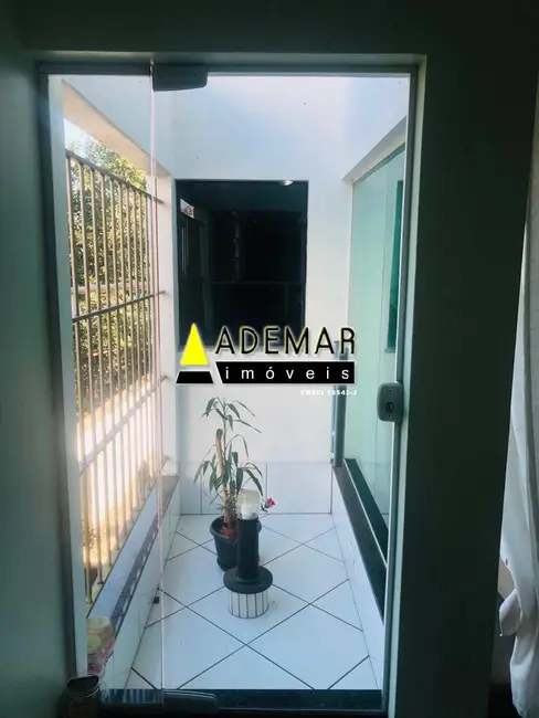 Foto 9 de Casa com 4 quartos à venda, 270m2 em Eldorado, Diadema - SP