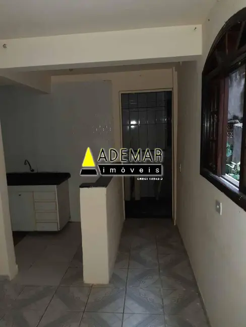 Foto 3 de Casa com 6 quartos à venda, 200m2 em Eldorado, Diadema - SP