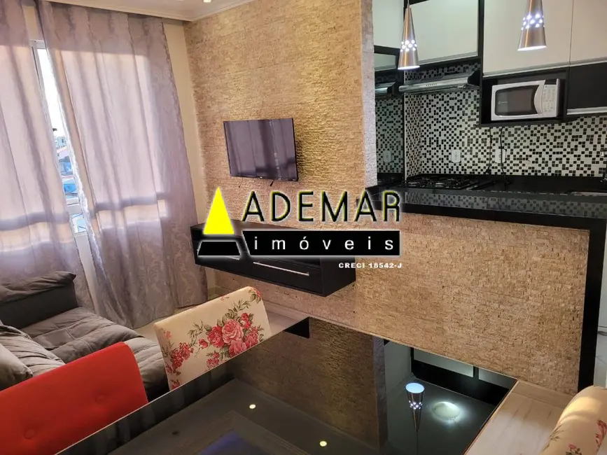 Foto 3 de Apartamento com 2 quartos à venda, 44m2 em Canhema, Diadema - SP