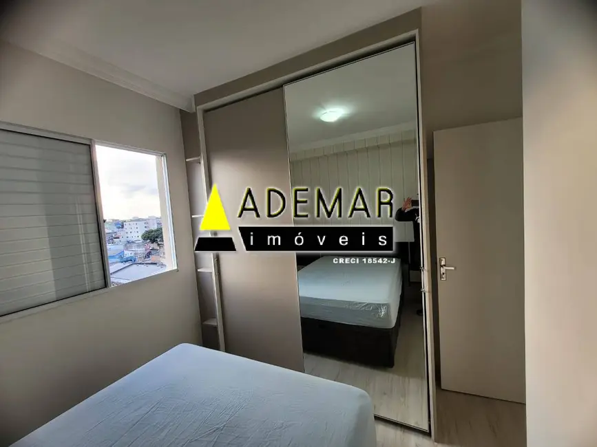 Foto 4 de Apartamento com 2 quartos à venda, 44m2 em Canhema, Diadema - SP