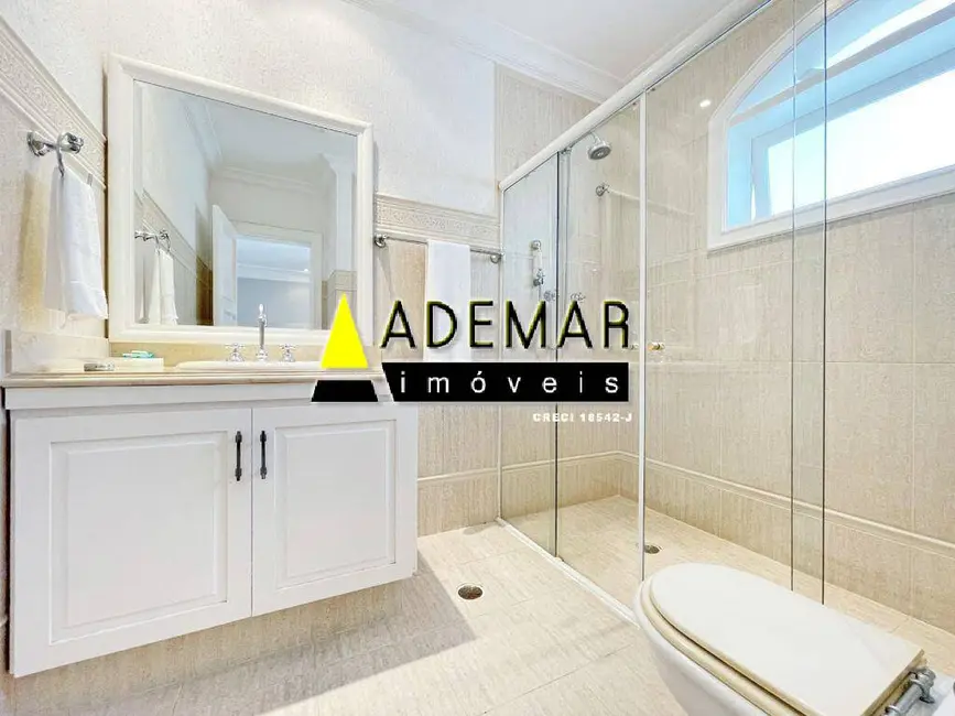 Foto 9 de Casa com 7 quartos à venda, 2000m2 em Jardim Acapulco, Guaruja - SP