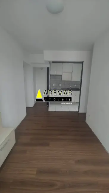 Apartamento com 2 quartos para alugar, 48m2 em Canhema, Diadema - SP - imagem 6 Foto 6 de Apartamento com 2 quartos para alugar, 48m2 em Canhema, Diadema - SP
