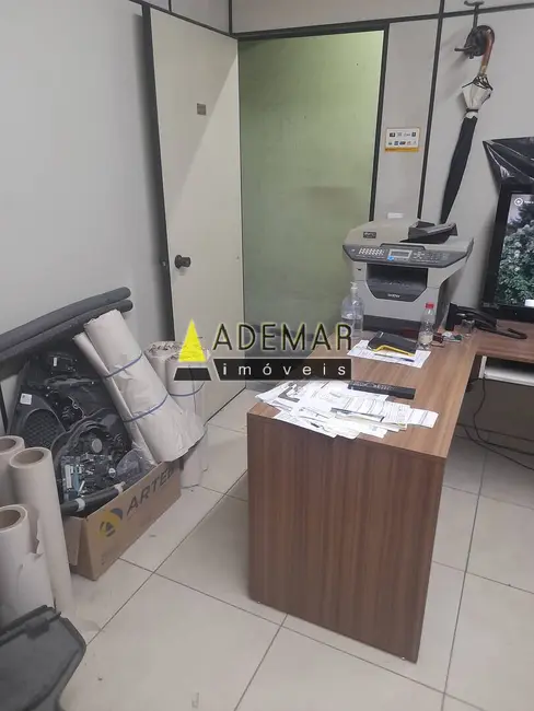 Sala Comercial para alugar, 230m2 em Conceição, Diadema - SP - imagem 5 Foto 5 de Sala Comercial para alugar, 230m2 em Conceição, Diadema - SP