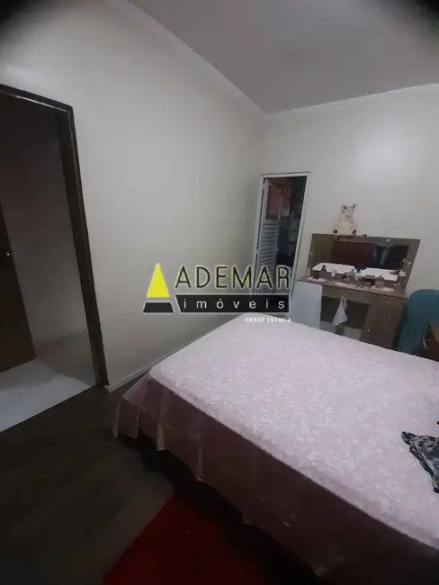 Foto 4 de Casa com 6 quartos à venda, 300m2 em Casa Grande, Diadema - SP