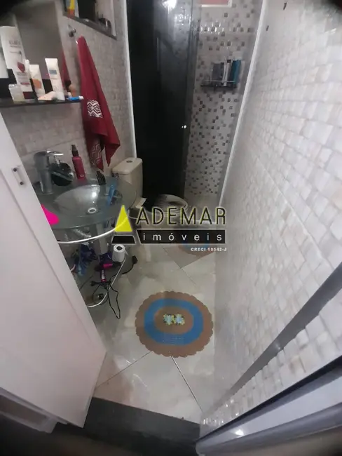 Foto 9 de Casa com 6 quartos à venda, 300m2 em Casa Grande, Diadema - SP