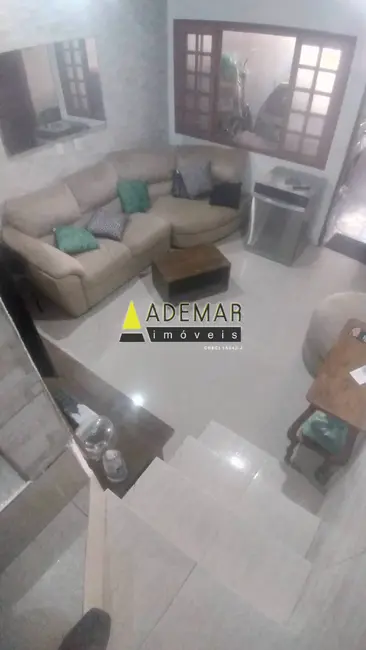 Foto 6 de Casa com 3 quartos à venda, 180m2 em Canhema, Diadema - SP