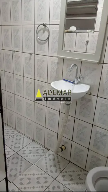 Casa com 2 quartos à venda, 160m2 em Conceição, Diadema - SP - imagem 7 Foto 7 de Casa com 2 quartos à venda, 160m2 em Conceição, Diadema - SP