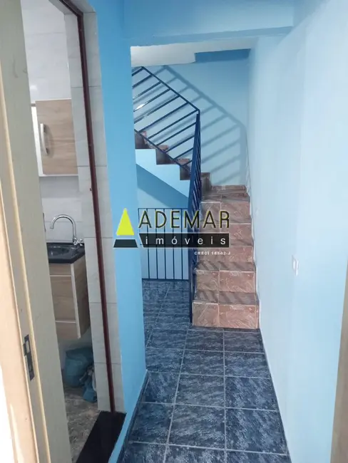 Foto 2 de Casa com 2 quartos à venda, 50m2 em Casa Grande, Diadema - SP