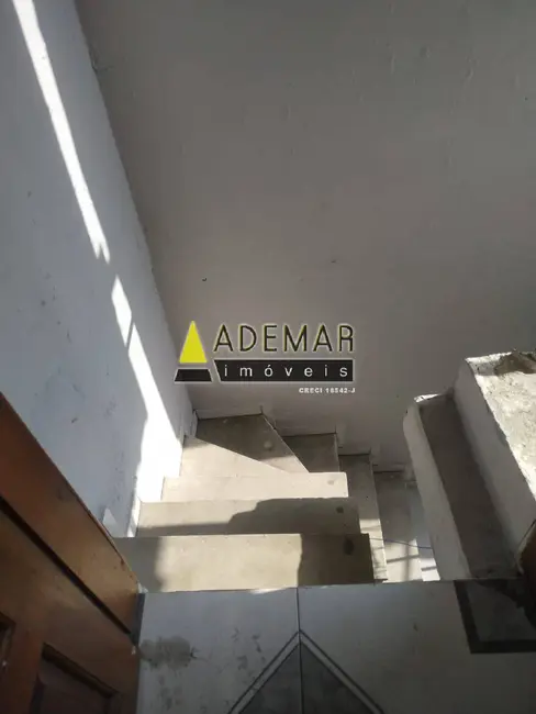 Casa com 2 quartos para alugar em Eldorado, Diadema - SP - imagem 6 Foto 6 de Casa com 2 quartos para alugar em Eldorado, Diadema - SP