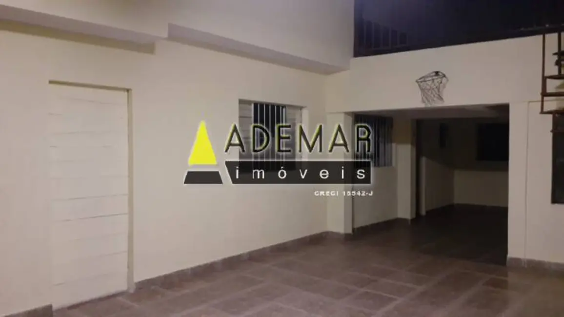 Foto 2 de Casa com 2 quartos à venda, 186m2 em Inamar, Diadema - SP