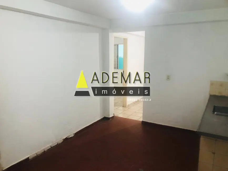 Foto 8 de Casa com 2 quartos para alugar, 55m2 em Serraria, Diadema - SP