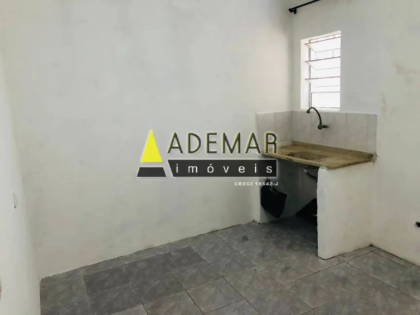 Foto 5 de Casa com 1 quarto para alugar, 50m2 em Serraria, Diadema - SP
