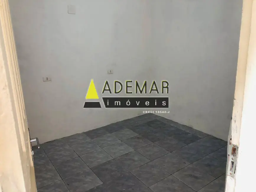 Foto 4 de Casa com 1 quarto para alugar, 50m2 em Serraria, Diadema - SP