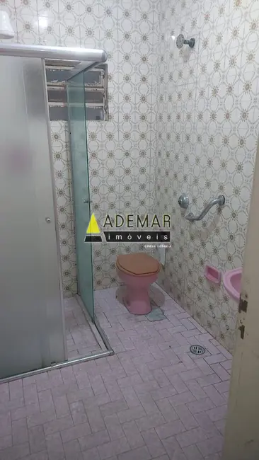 Casa com 2 quartos à venda em Taboão, Diadema - SP - imagem 3 Foto 3 de Casa com 2 quartos à venda em Taboão, Diadema - SP