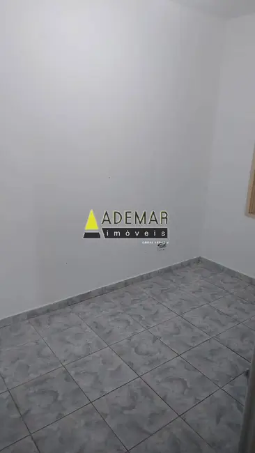 Casa com 2 quartos à venda em Taboão, Diadema - SP - imagem 8 Foto 8 de Casa com 2 quartos à venda em Taboão, Diadema - SP