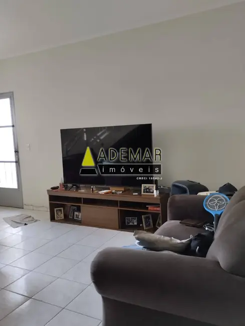 Foto 8 de Casa com 3 quartos à venda, 252m2 em Casa Grande, Diadema - SP