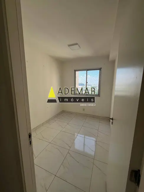 Foto 13 de Apartamento à venda em Canhema, Diadema - SP