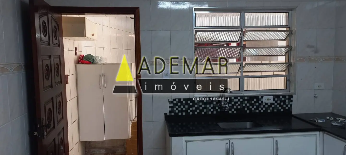 Foto 4 de Casa com 3 quartos à venda, 180m2 em Vila Nogueira, Diadema - SP