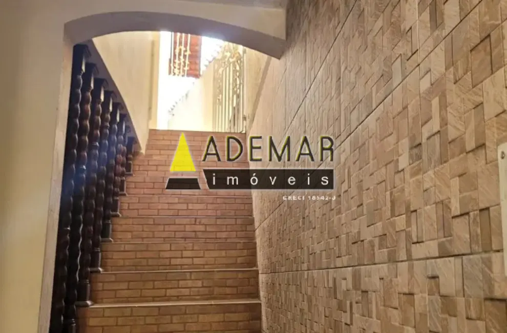 Foto 2 de Casa com 5 quartos à venda, 254m2 em Eldorado, Diadema - SP