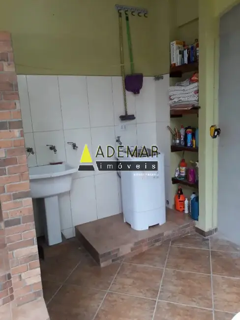 Foto 4 de Casa com 5 quartos à venda, 254m2 em Eldorado, Diadema - SP