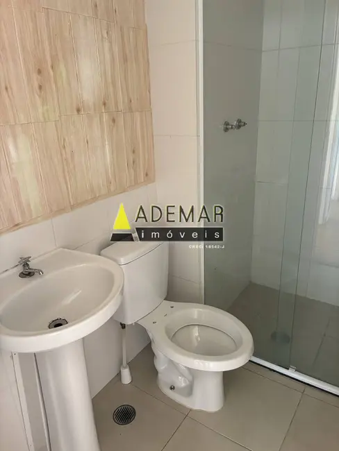 Foto 3 de Apartamento com 2 quartos para alugar, 44m2 em Piraporinha, Diadema - SP