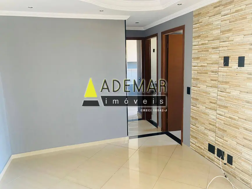 Foto 4 de Apartamento com 2 quartos à venda, 52m2 em Piraporinha, Diadema - SP