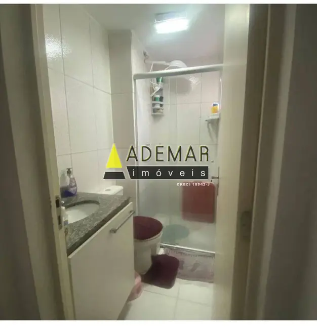 Foto 2 de Apartamento com 2 quartos à venda, 50m2 em Canhema, Diadema - SP