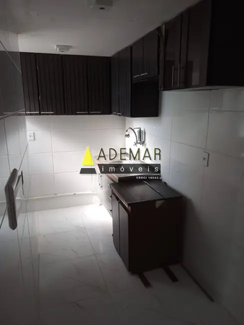 Foto 4 de Apartamento com 3 quartos à venda, 60m2 em Piraporinha, Diadema - SP