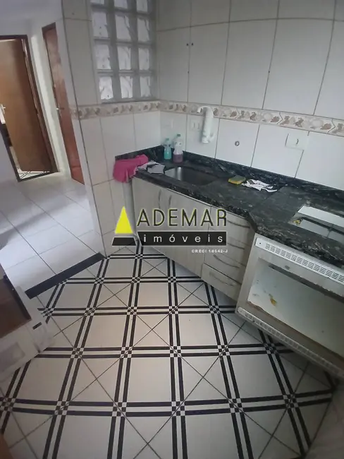 Foto 8 de Casa com 2 quartos para alugar, 40m2 em Conceição, Diadema - SP