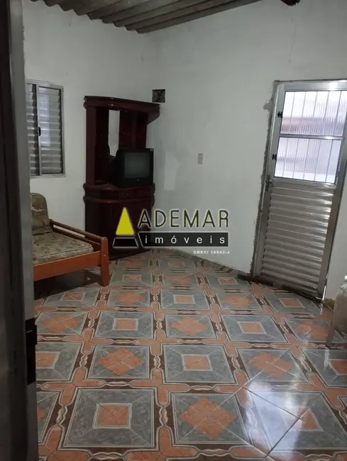 Foto 3 de Casa com 3 quartos à venda em Cidade Domitila, São Paulo - SP