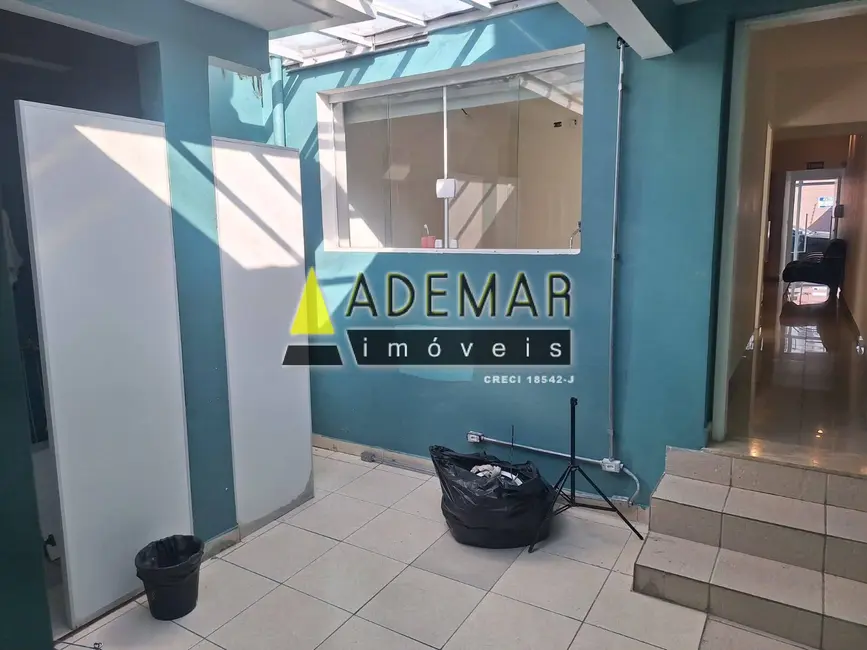 Sala Comercial à venda e para alugar, 80m2 em Centro, Guaimbe - SP - imagem 5 Foto 5 de Sala Comercial à venda e para alugar, 80m2 em Centro, Guaimbe - SP