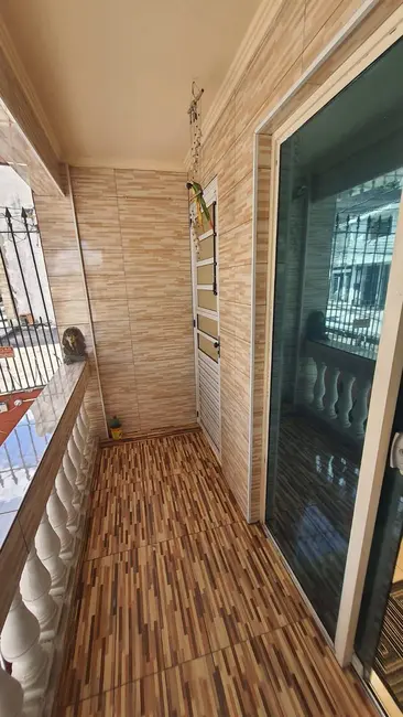 Foto 2 de Casa com 5 quartos à venda, 280m2 em Jardim Luso, São Paulo - SP