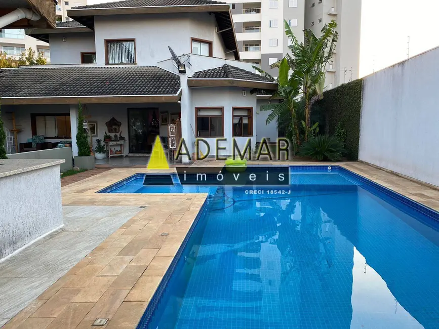 Foto 5 de Casa com 4 quartos à venda em Jardim das Nações, Taubate - SP