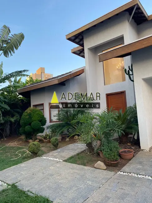 Foto 2 de Casa com 4 quartos à venda em Jardim das Nações, Taubate - SP