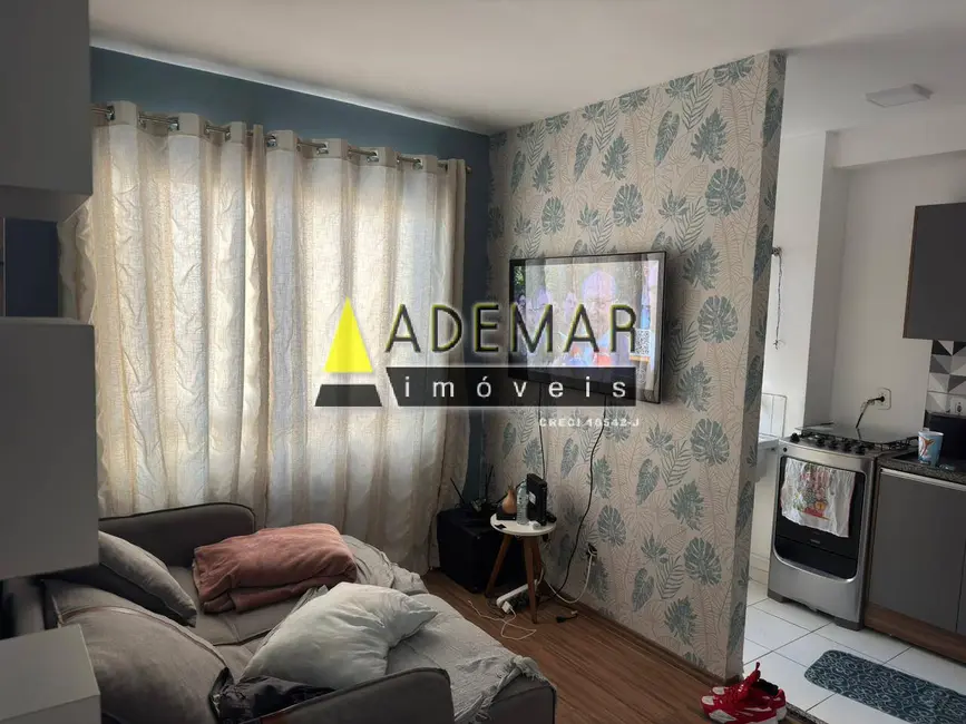 Foto 1 de Apartamento com 2 quartos à venda, 44m2 em Canhema, Diadema - SP