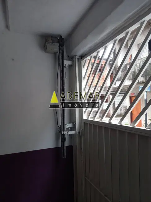 Casa com 2 quartos para alugar em Inamar, Diadema - SP - imagem 5 Foto 5 de Casa com 2 quartos para alugar em Inamar, Diadema - SP