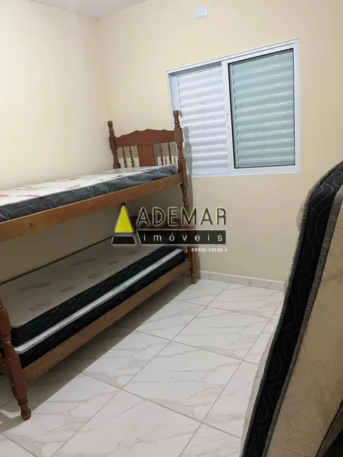 Foto 2 de Casa com 2 quartos à venda em Itanhaem - SP