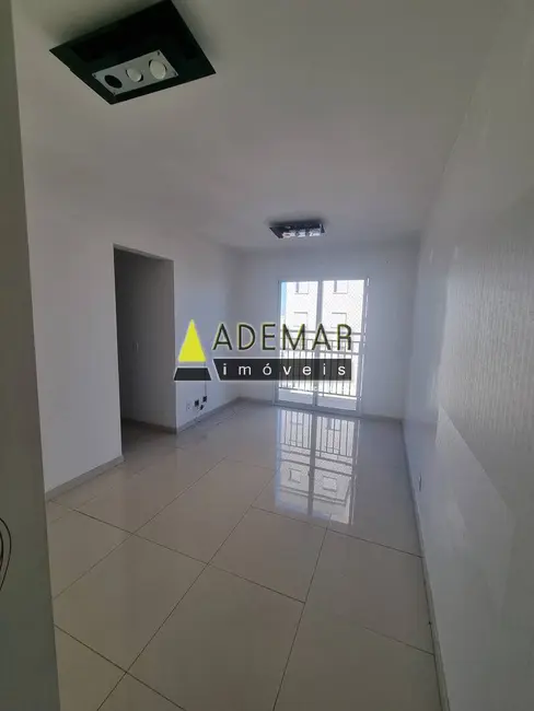 Foto 2 de Apartamento com 3 quartos para alugar, 59m2 em Centro, Diadema - SP