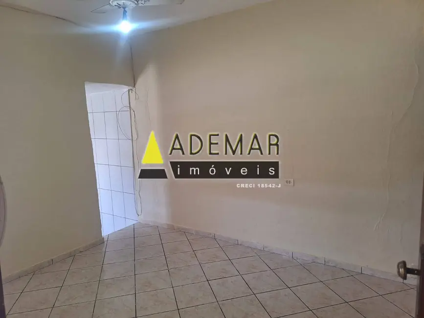 Casa com 1 quarto para alugar, 50m2 em Eldorado, Diadema - SP - imagem 2 Foto 2 de Casa com 1 quarto para alugar, 50m2 em Eldorado, Diadema - SP