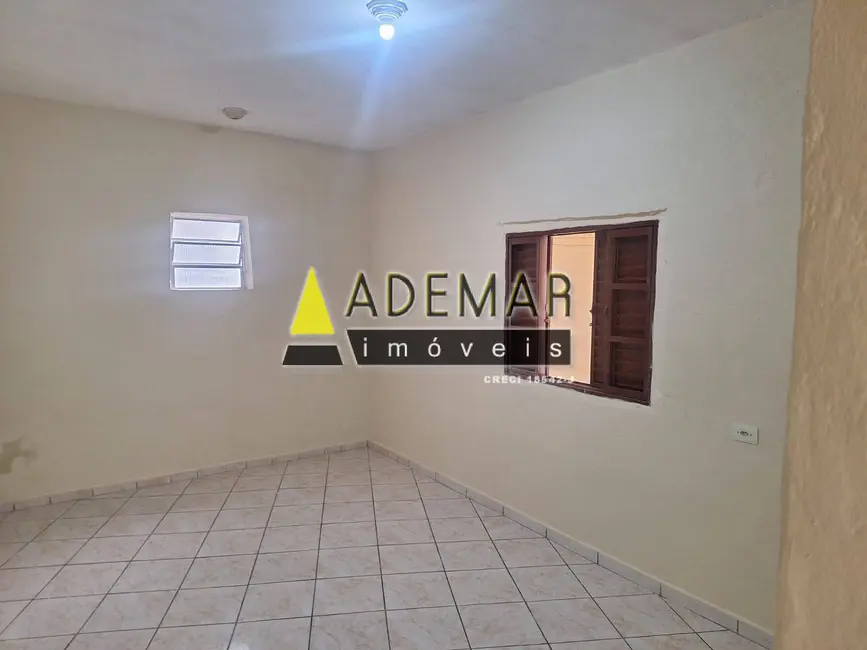 Casa com 1 quarto para alugar, 50m2 em Eldorado, Diadema - SP - imagem 4 Foto 4 de Casa com 1 quarto para alugar, 50m2 em Eldorado, Diadema - SP