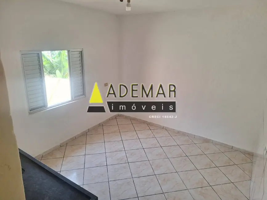 Casa com 1 quarto para alugar, 50m2 em Eldorado, Diadema - SP - imagem 1 Foto 1 de Casa com 1 quarto para alugar, 50m2 em Eldorado, Diadema - SP