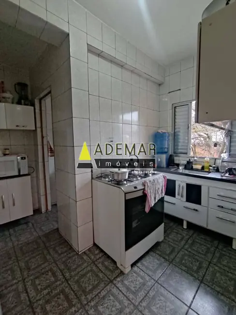 Foto 3 de Casa com 6 quartos à venda e para alugar, 250m2 em Eldorado, Diadema - SP