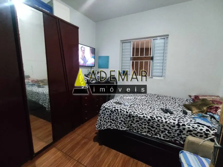 Foto 4 de Casa com 6 quartos à venda e para alugar, 250m2 em Eldorado, Diadema - SP