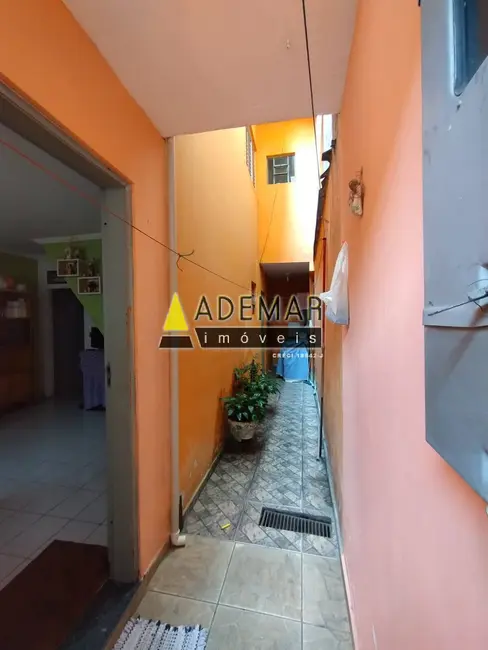 Foto 4 de Casa com 2 quartos à venda, 150m2 em Vila Nogueira, Diadema - SP