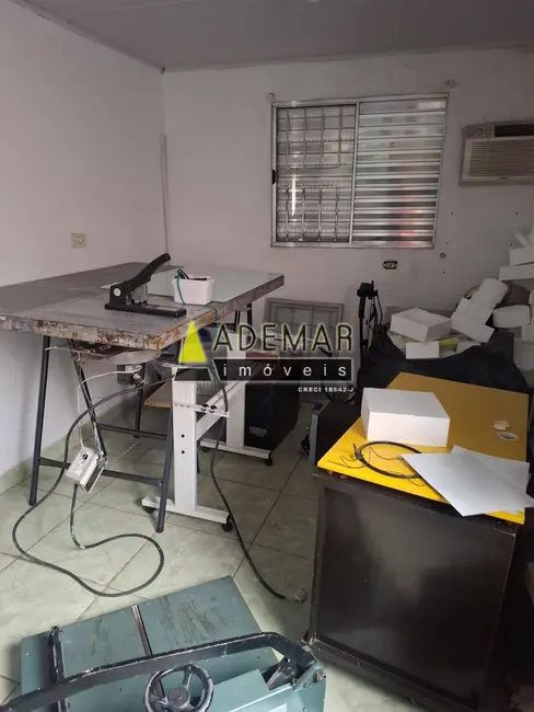 Foto 2 de Casa com 2 quartos à venda, 210m2 em Serraria, Diadema - SP