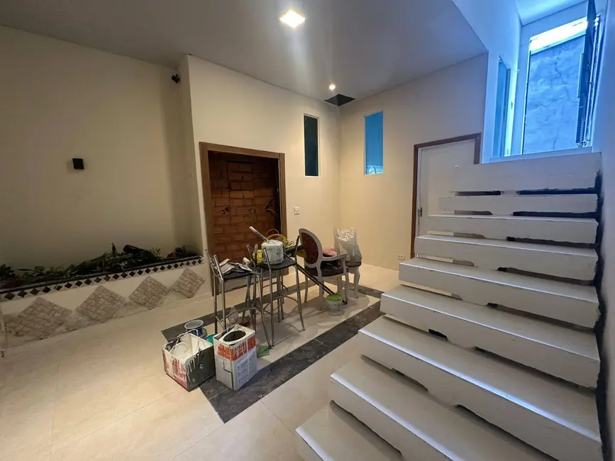 Foto 3 de Casa à venda, 350m2 em Casa Grande, Diadema - SP