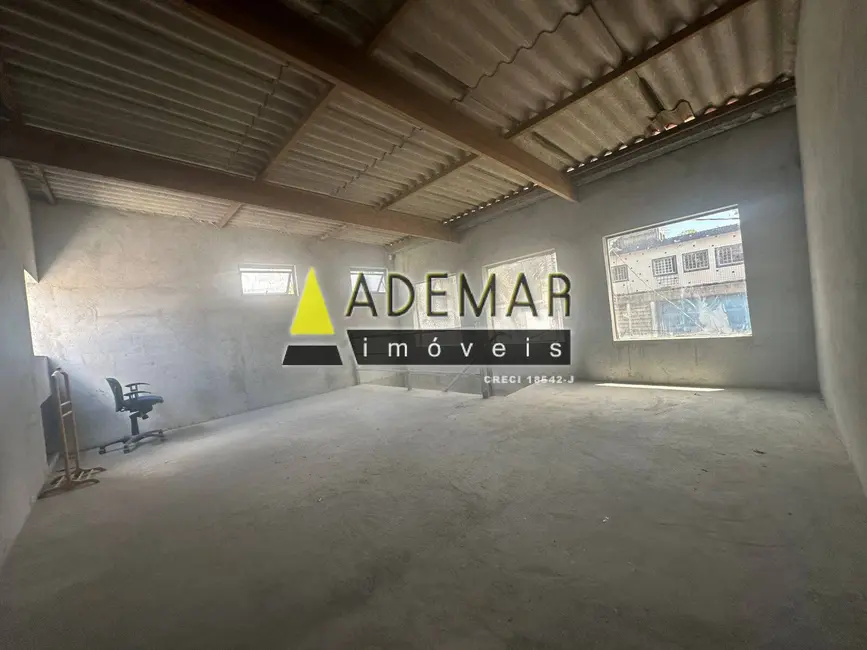 Foto 2 de Casa à venda, 350m2 em Casa Grande, Diadema - SP