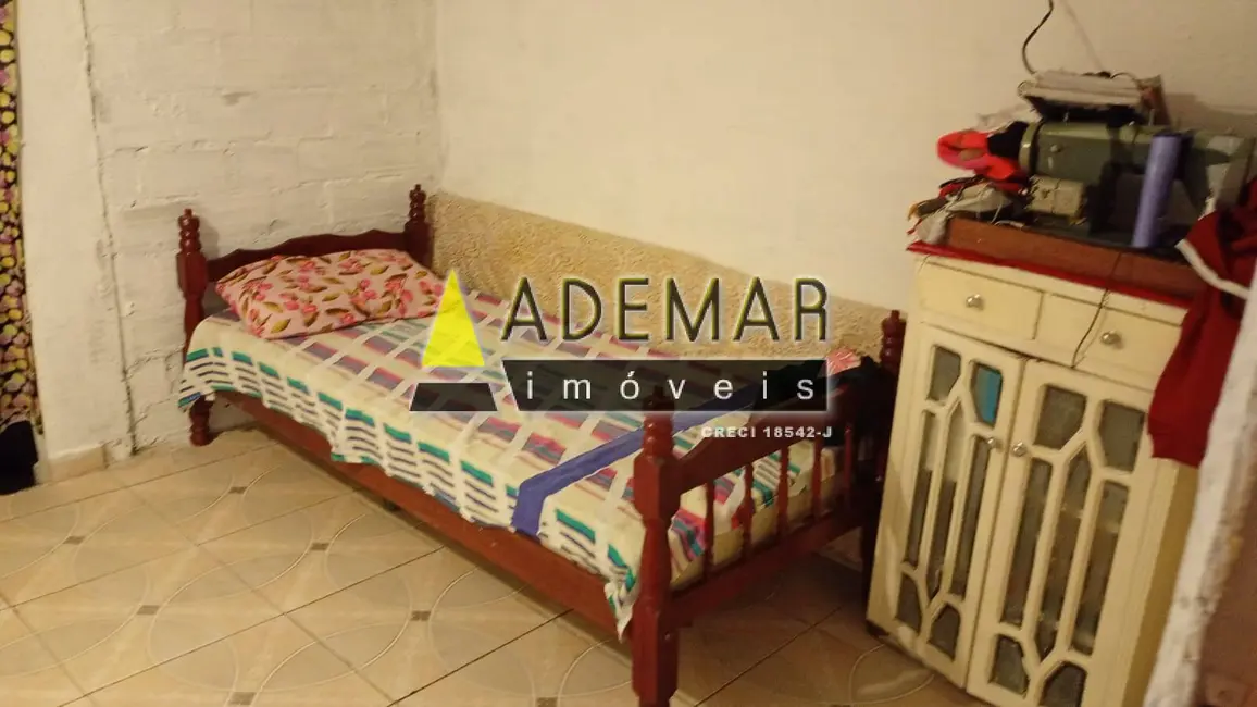 Foto 2 de Casa com 2 quartos à venda, 80m2 em Casa Grande, Diadema - SP