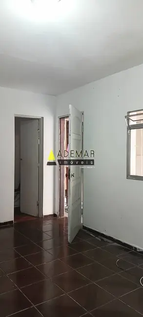 Foto 2 de Casa com 2 quartos para alugar, 60m2 em Serraria, Diadema - SP